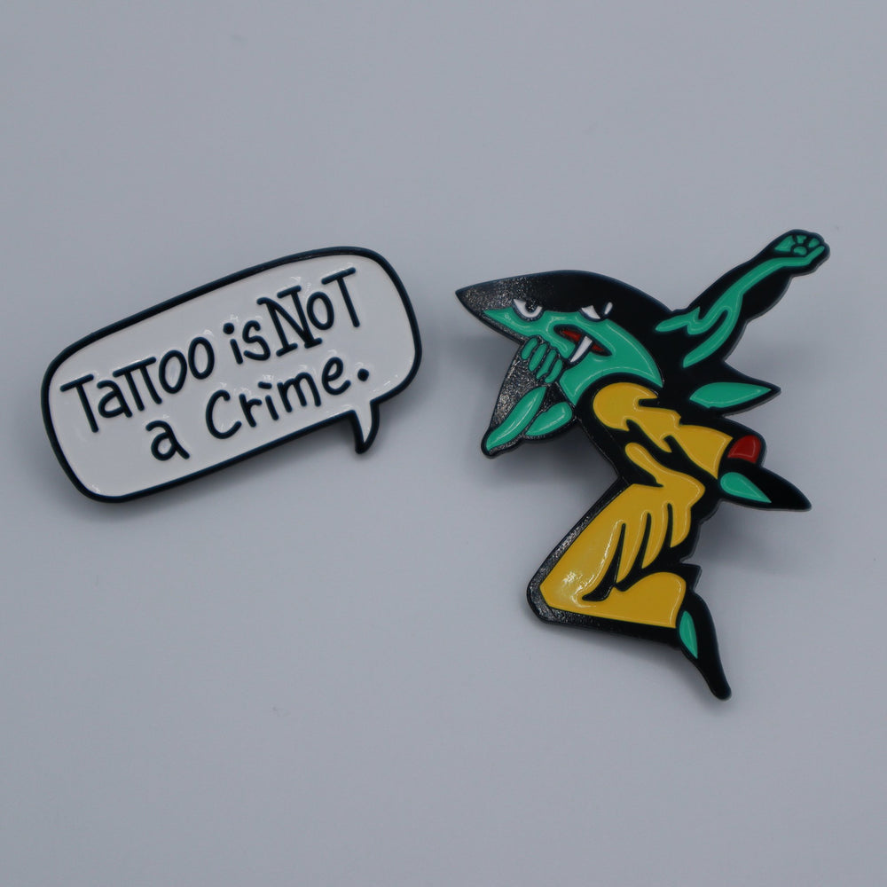 
                  
                    『Tattoo is not a crime.』LONG SLEEVE T-SHIRT<br> original pin set
                  
                